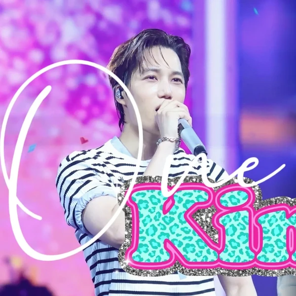 The most loved look of KAI today
