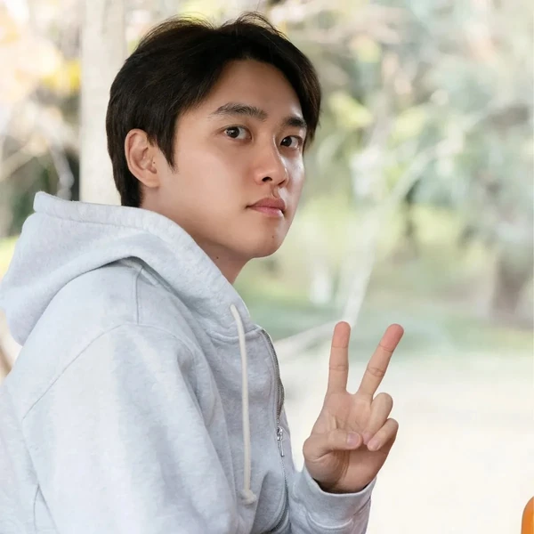 Penampilan Doh Kyungsoo (D.O.) yang paling disukai hari ini
