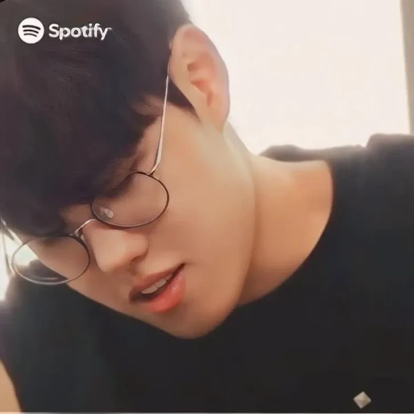 투표로 선정된 오너의 인기 프로필 이미지