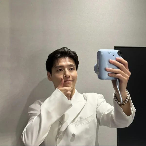 Popular photo full of fans’ love for Kang Haneul