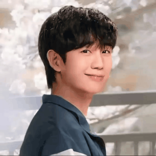 idolProfile