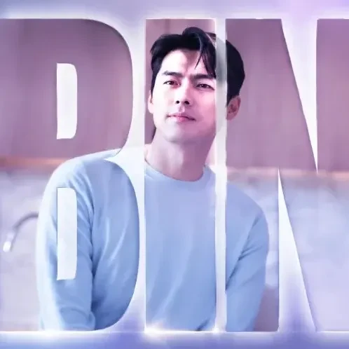 Foto populer Hyun Bin yang penuh cinta dari penggemar