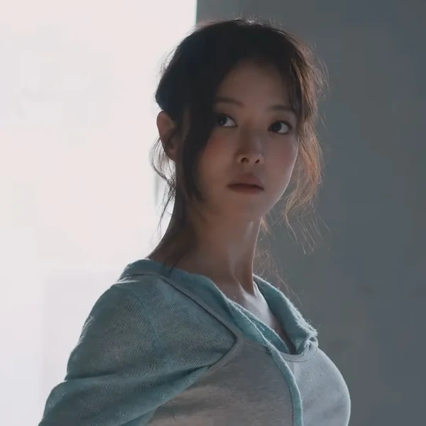The most loved look of Lee Seyoung today