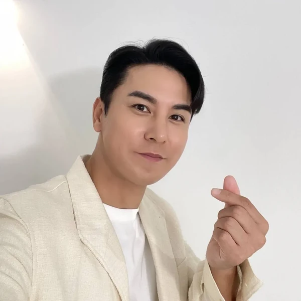 Penampilan Jang Minho yang paling disukai hari ini