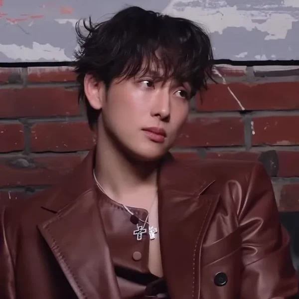 Popular photo full of fans’ love for Yim Siwan