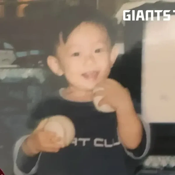 팬들이 사랑하는 황성빈의 인기 프로필 사진
