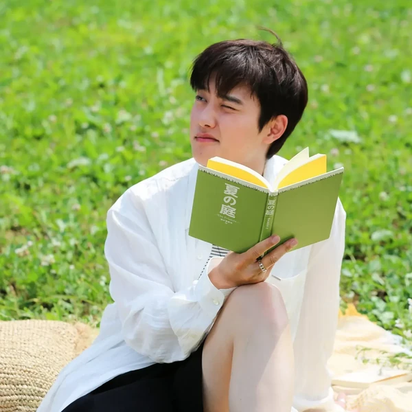 Penampilan Doh Kyungsoo (D.O.) yang paling disukai hari ini