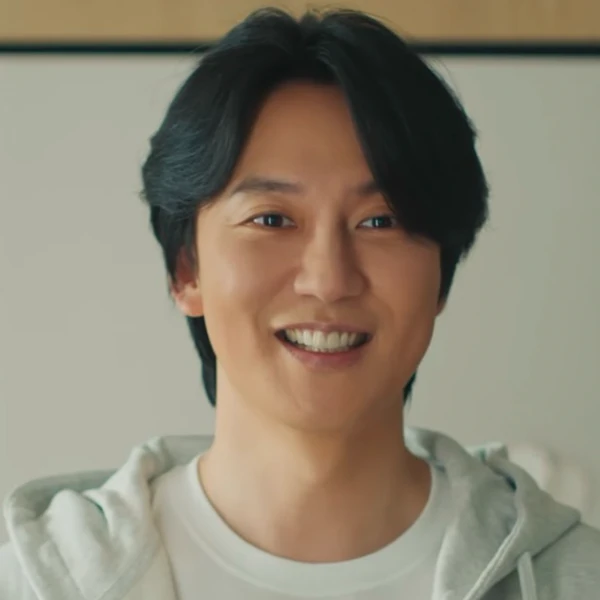 The most loved look of Kim Namgil today