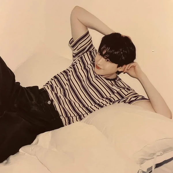 The most loved look of Lee Jongsuk today