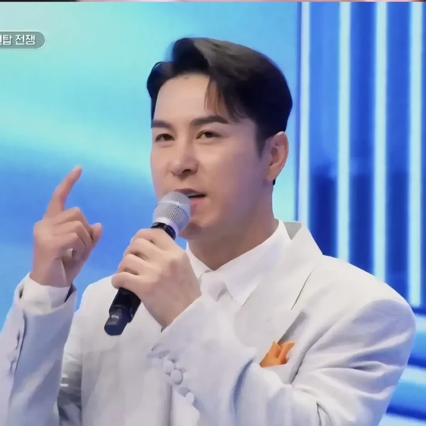 Penampilan Jang Minho yang paling disukai hari ini