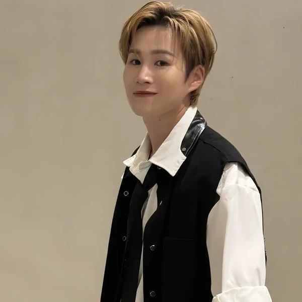 Penampilan Kim Heejae yang paling disukai hari ini