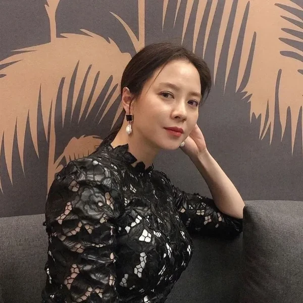 Momen terbaik Song Jihyo pilihan penggemar