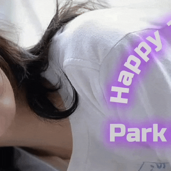 The most loved look of Park Boyoung today