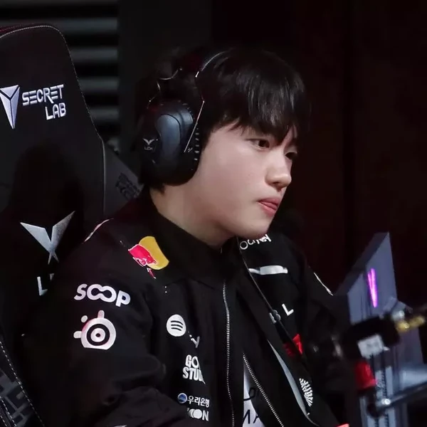 투표로 선정된 케리아의 인기 프로필 이미지