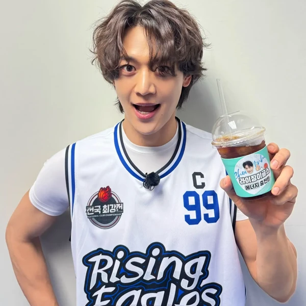 The most loved look of Choi Minho today