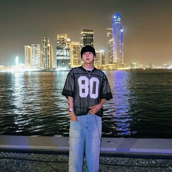 Popular photo full of fans’ love for pH-1