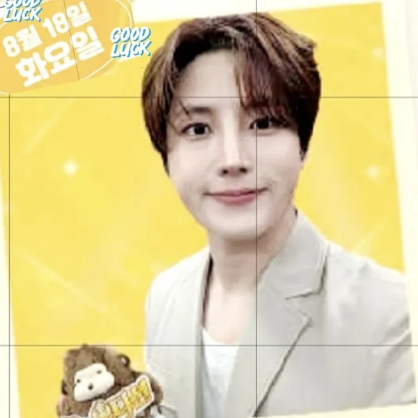 充滿粉絲愛的金俊賢人氣照片