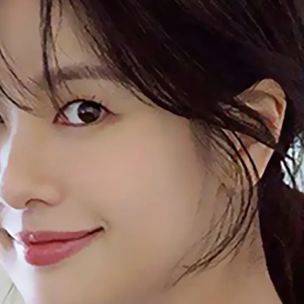 The most loved look of Jung Somin today