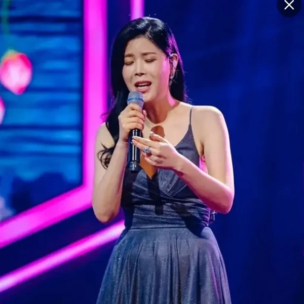 Top moment of LYn chosen by fans