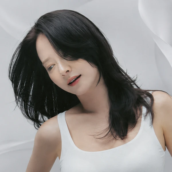 Foto populer Song Jihyo yang penuh cinta dari penggemar