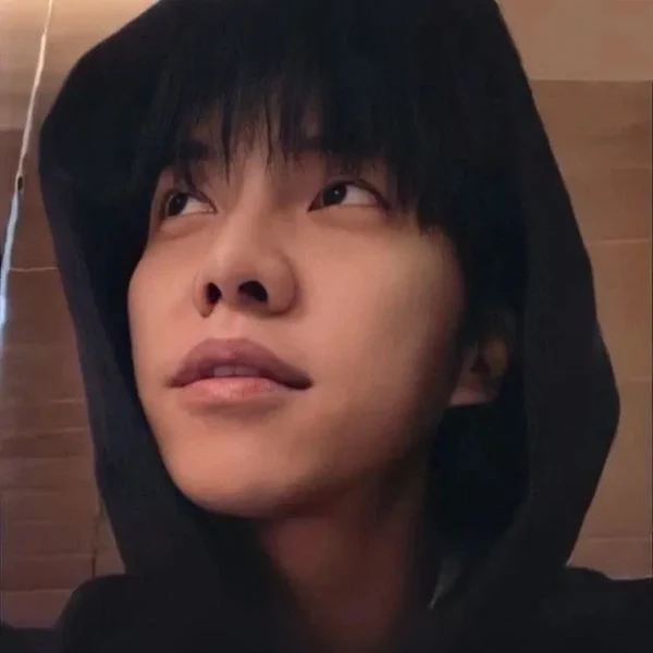 充滿粉絲愛的李昇基人氣照片