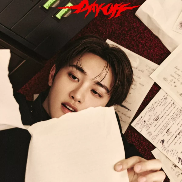 Foto populer Doh Kyungsoo (D.O.) yang penuh cinta dari penggemar