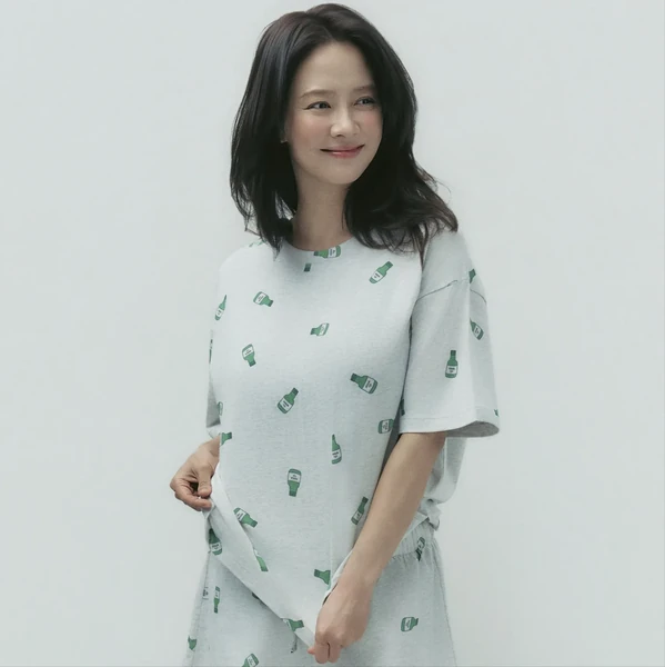 Penampilan Song Jihyo yang paling disukai hari ini