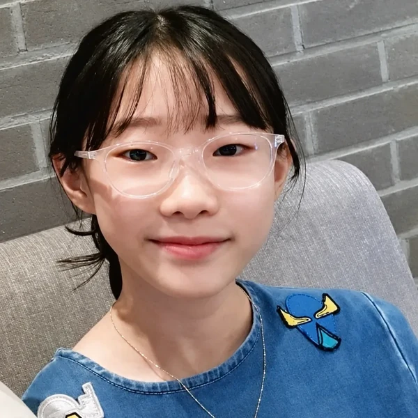 The most loved look of Jung Seojoo today