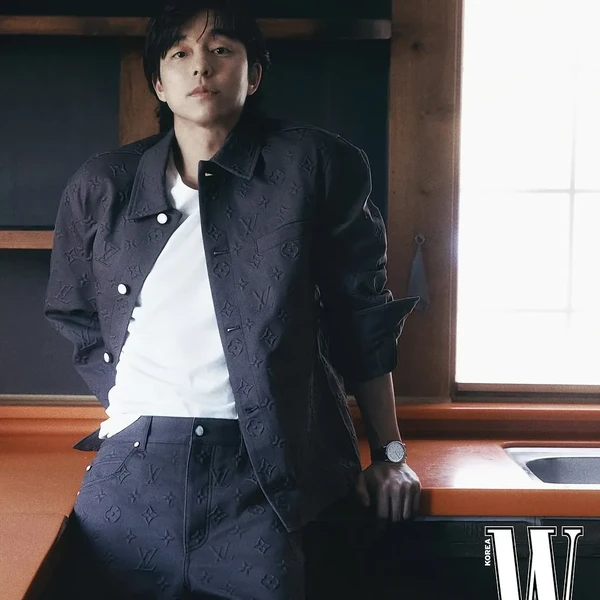 The most loved look of Gong Yoo today
