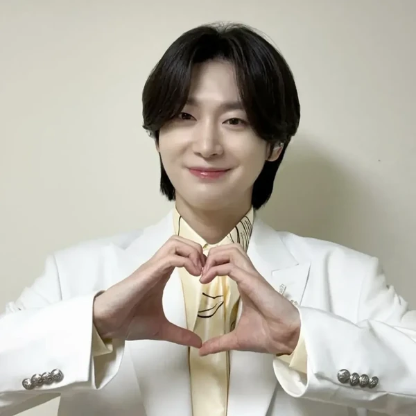Penampilan Kim Yongbin yang paling disukai hari ini