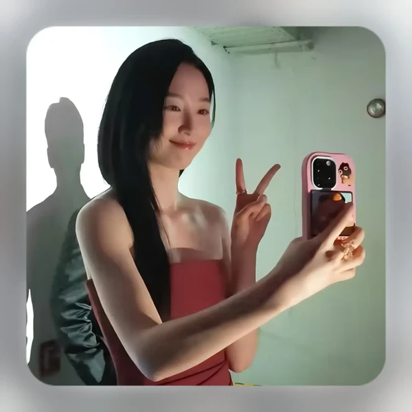 The most loved look of Won Jian today