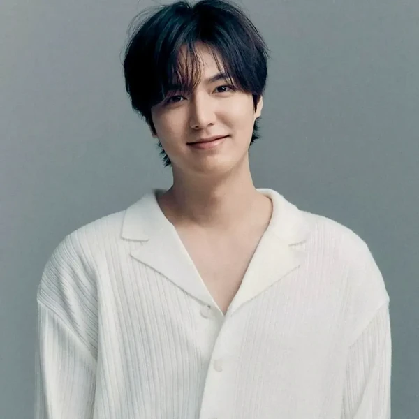 The most loved look of Lee Minho today