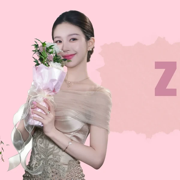 The most loved look of Zhao Lusi today