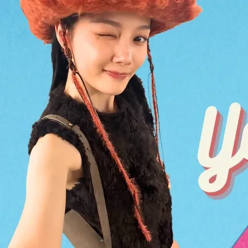 Foto populer Kim Youjung yang penuh cinta dari penggemar