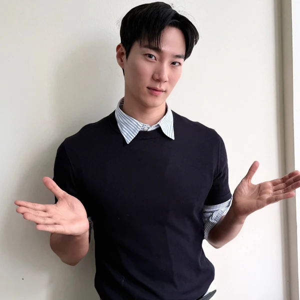 The most loved look of Lee Hongnae today