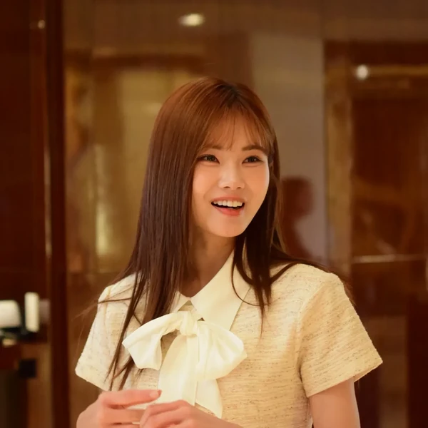 Popular photo full of fans’ love for Bae Ahyeon