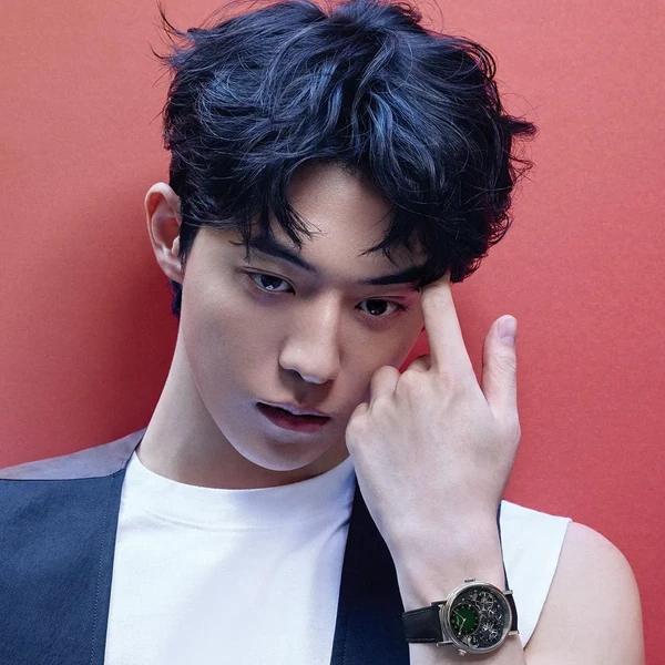 Popular photo full of fans’ love for Nam Joohyuk