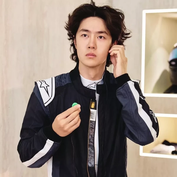 The most loved look of Wang Yibo today