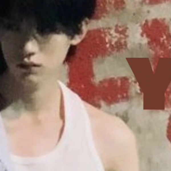 Popular photo full of fans’ love for Zhou Yiran