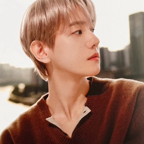 Popular photo full of fans’ love for Yoon Soyang