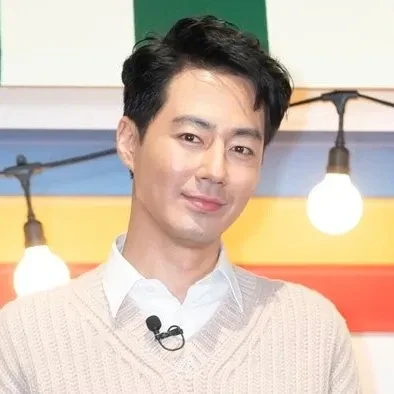Popular photo full of fans’ love for Jo Insung