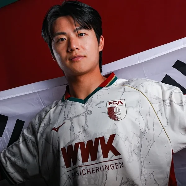 Foto profil terbaik Seol Youngwoo hari ini di Choeaedol Celeb