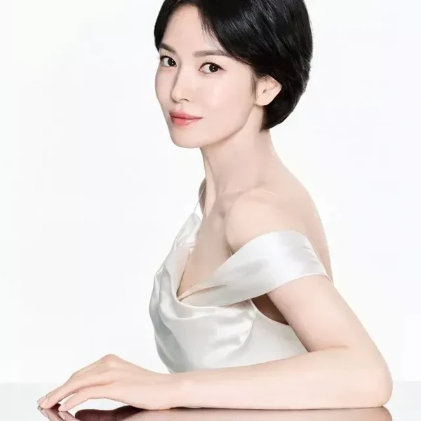 Popular photo full of fans’ love for Song Hyekyo
