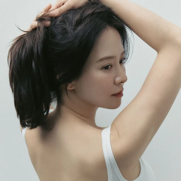 Penampilan Song Jihyo yang paling disukai hari ini