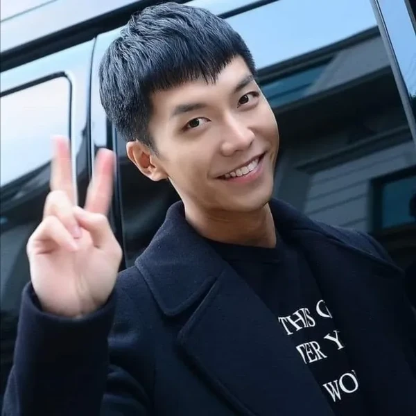 Momen terbaik Lee Seunggi pilihan penggemar