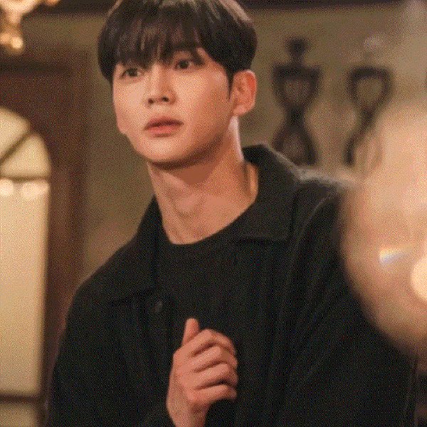 Momen terbaik Rowoon pilihan penggemar