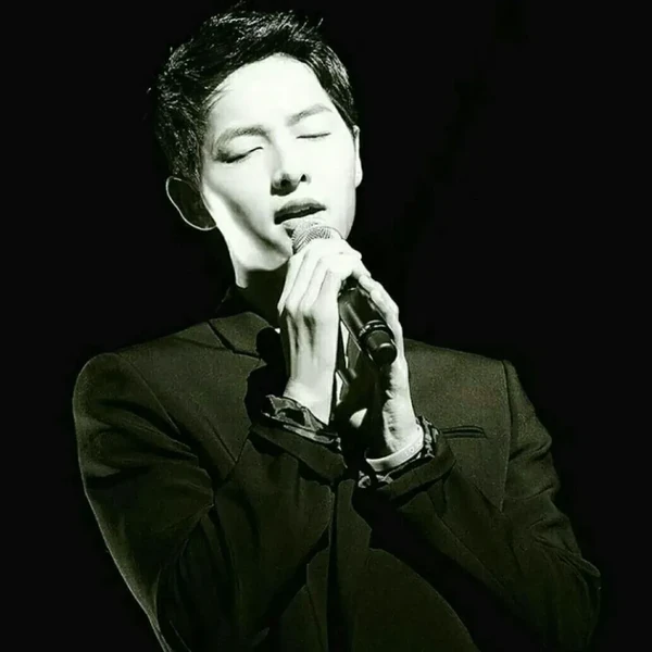 idolProfile