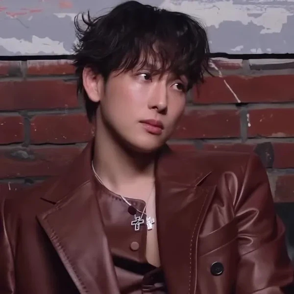 Popular photo full of fans’ love for Yim Siwan