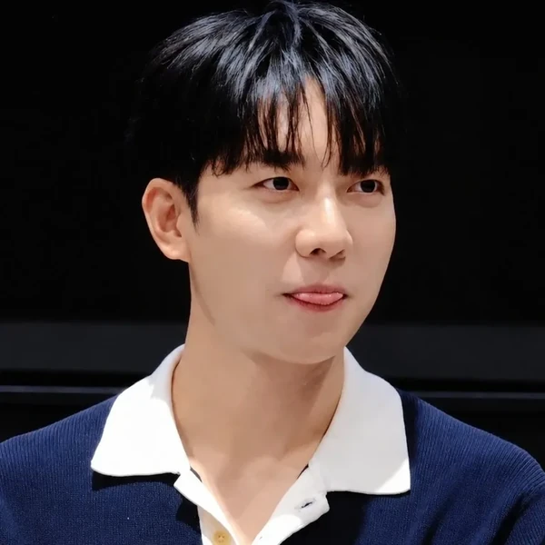 充滿粉絲愛的李昇基人氣照片