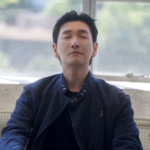 Popular photo full of fans’ love for Cho Seungwoo 